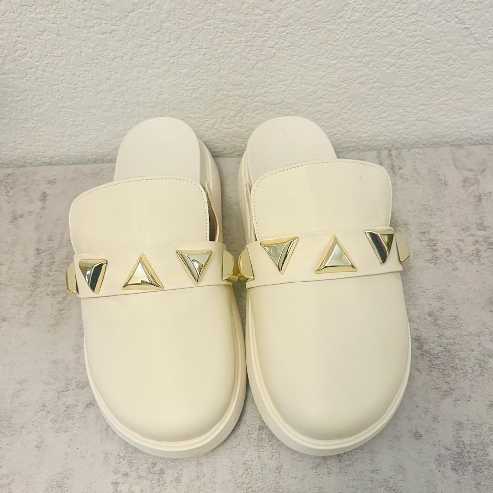 Vizzano Elegant Cream Slip-On Women's Shoes